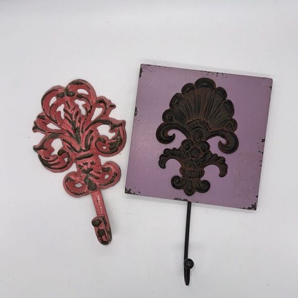 Two Fleur-de-lis Wrought Iron and Wood Wall Hooks - Picture 1 of 7
